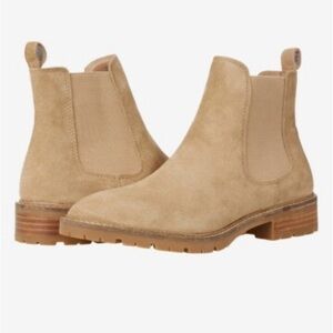 Tan Suede Chelsea Slip On boots Steve Madden Leopold Gorpcore Lug Sole
